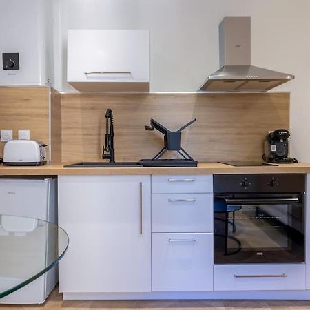Le Cocon Urbain En Hyper Centre Apartment La Rochelle  Exterior photo