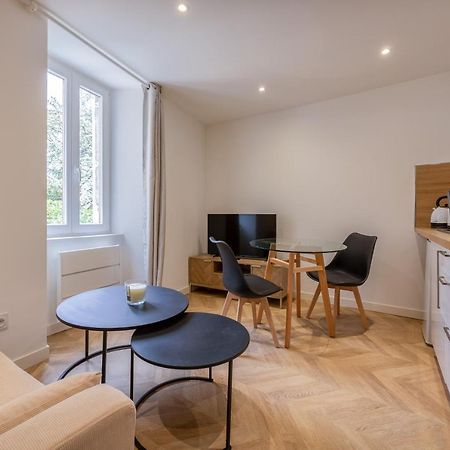 Le Cocon Urbain En Hyper Centre Apartment La Rochelle  Exterior photo